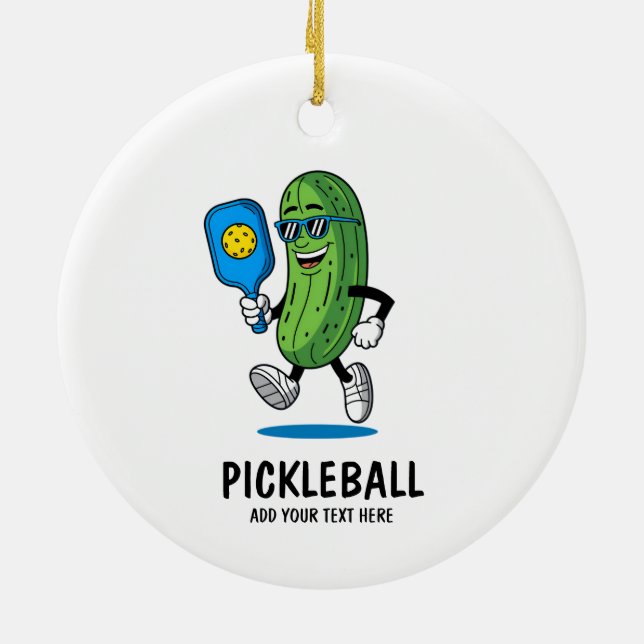 Ornamento De Cerâmica Picles Personalizados Jogando Pickleball Engraçado (Traseira)
