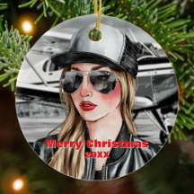 Piloto de mulher legal e avião de Cessna em Waterc