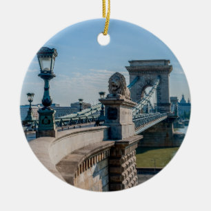 Ornamento De Cerâmica Ponte Szechenyi Chain em Budapeste, Hungria