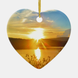 Ornamento De Cerâmica Por do sol na seta do lago da montanha