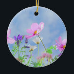 Ornamento De Cerâmica Prado bonito de Flor Selvagem Rosa<br><div class="desc">Bonito flores cor-de-rosa e prados lavandas num dia primavera brilhante contra um céu azul.</div>