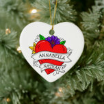 Ornamento De Cerâmica Presente Romântico de Casal | Tatuagem Estilo Arte<br><div class="desc">trabalho de arte de estilo grafite ou tatuagem com um coração de desenho animado e rosas e outras flores com nomes de casais personalizados,  e as palavras "sempre e para sempre" no verso.</div>