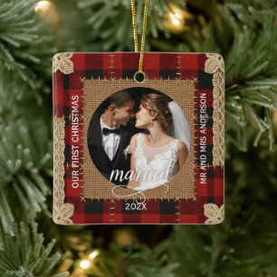 Ornamento De Cerâmica Primeiro Natal Casados com Tábua de Madeira Rústic