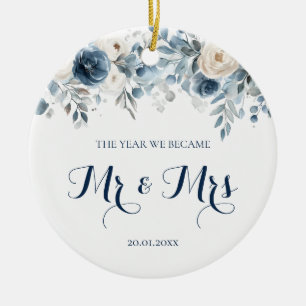Ornamento De Cerâmica Primeiro Natal Casados Sr e Sra Floral Azul