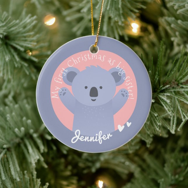 Ornamento De Cerâmica Primeiro Natal como Irmã Grande - Urso Koala Bonit (Árvore)