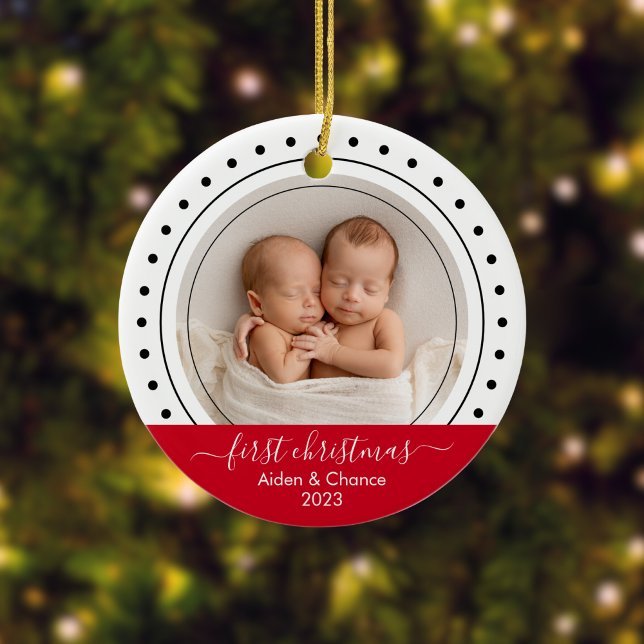 Ornamento De Cerâmica Primeiro Natal do bebê - Pontos Pretos, Brancos e  (Custom Twins Ornament)