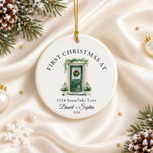 Ornamento De Cerâmica Primeiro Natal em Nova Casa Aquarela Porta Verde