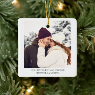 Ornamento De Cerâmica Primeiro Natal Envolvido   Foto personalizada do N