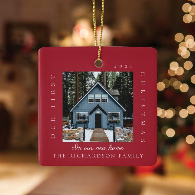 Ornamento De Cerâmica Primeiro Natal Mínimo Em Nossa Nova Foto Home 2 (Minimal First Christmas In Our New Home 2 Photo Ceramic Ornament)