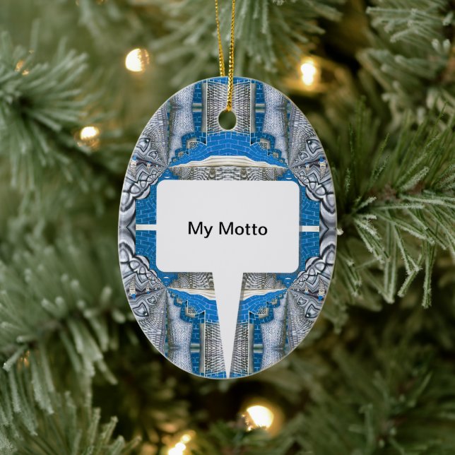 Ornamento De Cerâmica Psicodélico - Padrão e Texto Fraturais Divertidos (Árvore)