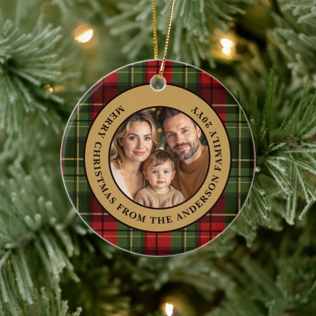 Ornamento De Cerâmica Red And Green Plaid Custom Family Photo Christmas (Árvore)