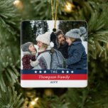 Ornamento De Cerâmica Red Blue Stars Stripes Foto da família Natal<br><div class="desc">Enfeites de natal quadrado impresso com a foto de sua família, uma de cada lado, e seu nome de família e o ano com estrelas e design de listras minimalistas vermelhas, brancas e azuis. Enfeites de natal vermelho, branco, azul e estrelas e listras personalizadas com suas fotos, nome e ano....</div>