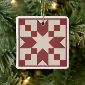 Ornamento De Cerâmica Red Star Barn Quilt Ornament