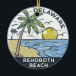 Ornamento De Cerâmica Rehoboth Beach Delaware Vintage<br><div class="desc">Rehoboth Beach desenhou uma ilustração com montanhas e ondas oceânicas ao fundo. Perfeito para quem ama visitar Rehoboth Beach.</div>