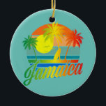 Ornamento De Cerâmica Retro Jamaica Summer Beach Vacing For Men Women<br><div class="desc">Retro Jamaica Summer Beach Vacation For Men Family Gift. Presente perfeito para seu pai, mãe, pai, homens, mulheres, amigos e familiares no Dia de Ação de Graças, Dia de Natal, Dia de as mães, Dia de os pais, 4 de julho de 1776 Dia Independente, Dia dos Veteranos, Dia do Halloween,...</div>