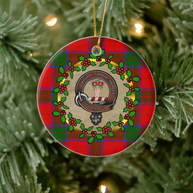 Ornamento De Cerâmica Robertson Crachá e Tartan Natal Personalizado (Árvore)