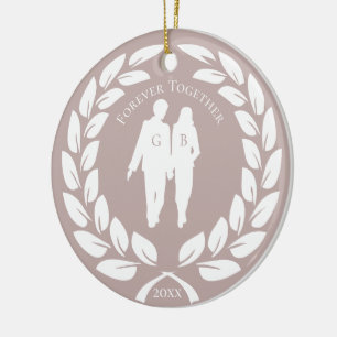 Ornamento De Cerâmica Rosa De Casal De Casamento Laurel Wreath Monogramm