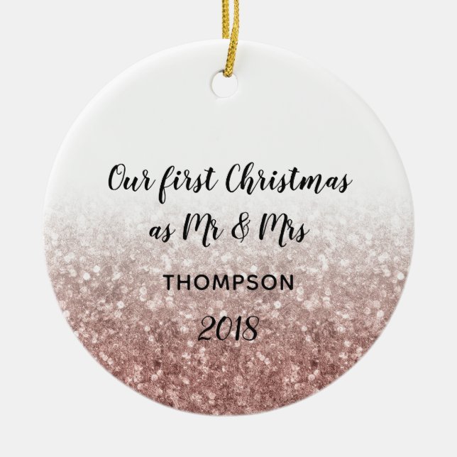 Ornamento De Cerâmica Rosa Dourado Nosso Primeiro Natal, Sr. e Sra. Casa (Frente)