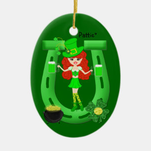 Ornamento De Cerâmica Rua Pat's Day Redhead Girl Leprechaun