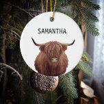 Ornamento De Cerâmica Russo de fazendeiros de terras altas personalizado<br><div class="desc">Este design pode ser personalizado na área fornecida pela alteração da foto e/ou do texto. Ou pode ser personalizado escolhendo o clique para personalizar outra opção e excluir ou alterar a cor do plano de fundo, adicionar texto, alterar a cor ou o estilo do texto ou excluir o texto de...</div>