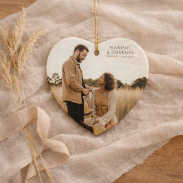 Ornamento De Cerâmica Rustic Modern Engagement Photo Heart Keepsake 