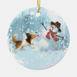 Ornamento De Cerâmica Sheldon o Sheltie e o Boneco de Neve