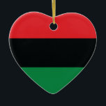 Ornamento De Cerâmica Sinalizador vermelho, preto e verde<br><div class="desc">As três cores pan-africanas na bandeira representam: RED: o sangue que une todas as pessoas da ancestralidade negra africana, e derramou pela libertação; BLACK: pessoas negras cuja existência como nação, mas não como estado-nação, é afirmada pela existência da bandeira; e GREEN: a riqueza natural abundante da África. Vintage Old School...</div>