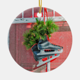 Ornamento De Cerâmica Skates de gelo vermelho e preto em uma porta