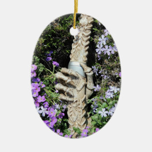 Ornamento De Cerâmica Skelethand- Gótica / Ornament