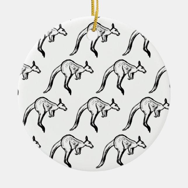 Ornamento De Cerâmica Sketch de canguru preto-e-branco saltando (Frente)