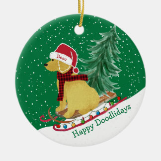 Ornamento De Cerâmica Sled de Natal Personalizado e Goldendoodle