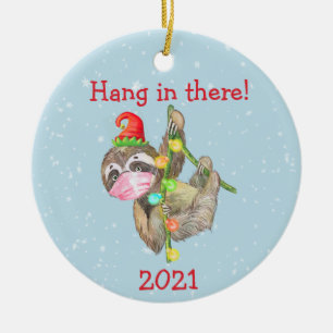 Ornamento De Cerâmica Sloth Hang in This Christmas Face Mask 2021