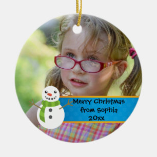 Ornamento De Cerâmica Snowman sobre a Foto de Natal Azul e Vermelho Feli