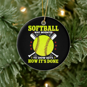 Ornamento De Cerâmica Softball foi inventado para mostrar a meninos como