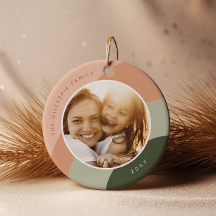 Ornamento De Cerâmica Sombras alegres Foto personalizada de nome e ano