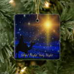 Ornamento De Cerâmica Star Bethlehem Silenciosa Noite Santa Noite Natal<br><div class="desc">É no silêncio da noite mais profunda que sentimos sua santidade e reverência. Os sábios seguem a Estrela de Belém brilhando brilhantemente, numa noite de Natal escura e acesa. As palavras Noite Sagrada Silenciosa em ouro ecoam o sentimento que é sentido, soletrado na tipografia contemporânea. Procure na minha loja etiquetas...</div>