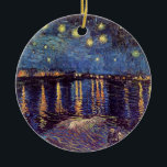 Ornamento De Cerâmica Starry Night Over the Rhone, por Vincent van Gogh<br><div class="desc">Starry Night Over The Rhone, por Vincent van Gogh, é uma pintura de paisagem marítima náutica de apos impressionismo de arte antiga. Uma visão marítima sobre a água do Rio Rhone à noite com estrelas no céu brilhando na reflexão. Sobre o artista: Vincent Willem van Gogh (1853-1890) foi um dos...</div>