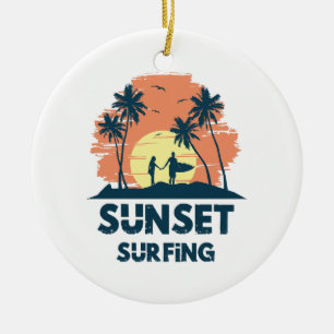 Ornamento De Cerâmica Surfando - Surfe ao Pôr do Sol 