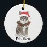 Ornamento De Cerâmica Tabby Cat Personalizado (Cinza)<br><div class="desc">Faça uma lista agradável este ano com um ornamento do seu gato-do-gato favorito!</div>