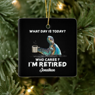 Ornamento De Cerâmica Tartaruga Com Café Que Dia É Hoje Quem Se Preocupa