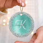 Ornamento De Cerâmica Teal Brugado Metal Silver Glitter Nome Monograma<br><div class="desc">Personalize facilmente esse design de ornamento chic moderno com brilho bonito prateado brilhante em um fundo metálico escovado teal.</div>