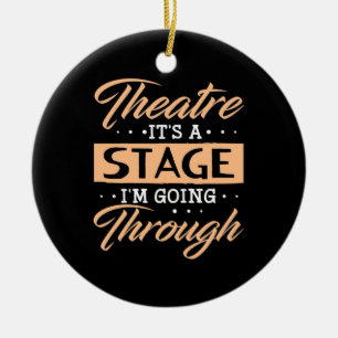 Ornamento De Cerâmica Teatro É Um Ator Palco Que Está Passando
