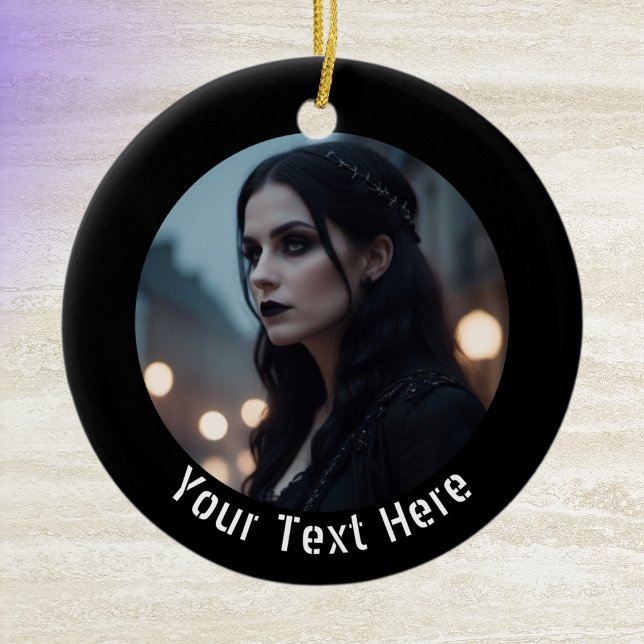 Ornamento De Cerâmica Texto de Fotografia Personalizada Emo Preto-Gótico (A personalized ornament with your own photo and text, with black border effect in a goth & emo style)