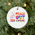 Ornamento De Cerâmica Tie Tie de 3º ano do ano passado<br><div class="desc">Tie Tie de 3º ano do ano passado</div>