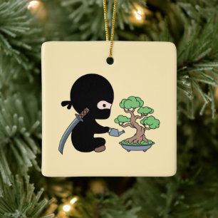 Ornamento De Cerâmica Tiny Ninja Watering Bonsai Tree em Amarelo