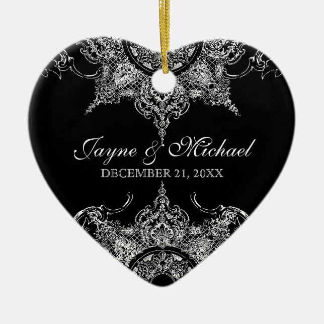 Ornamento De Cerâmica Toile Black n White Damask Swirl Primeiro Natal (Frente)