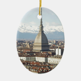 Ornamento De Cerâmica Toupeira Antonelliana em Turin Italia vista do hil