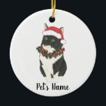 Ornamento De Cerâmica Tuxedo Ragamuffin Personalizado<br><div class="desc">Faça a lista legal este ano com um ornamento do seu gato fofo favorito.</div>