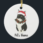 Ornamento De Cerâmica Tuxedo Ragamuffin Personalizado<br><div class="desc">Faça a lista legal este ano com um ornamento do seu gato fofo favorito.</div>