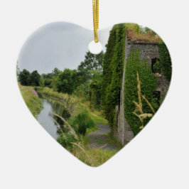 Ornamento De Cerâmica Um Canal Irlandês